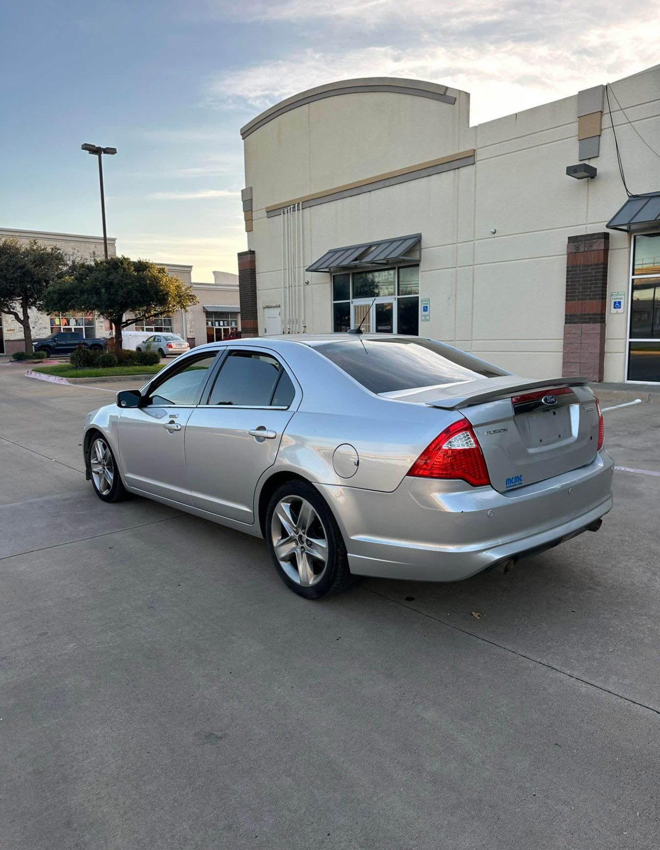 2011 Ford Fusion . SEL Sedan 4D