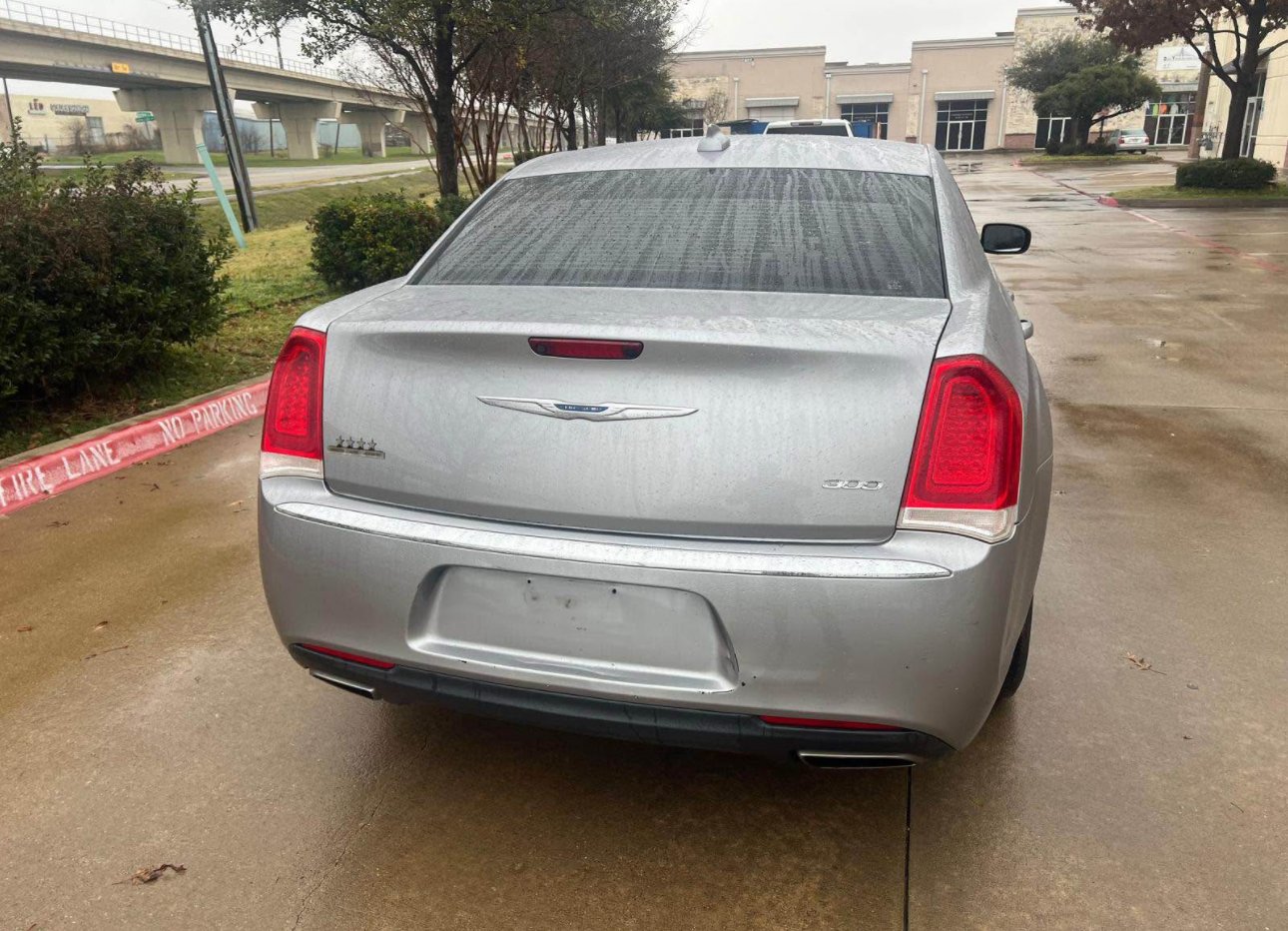 2017 Chrysler 300 . 300 Limited Sedan 4D
