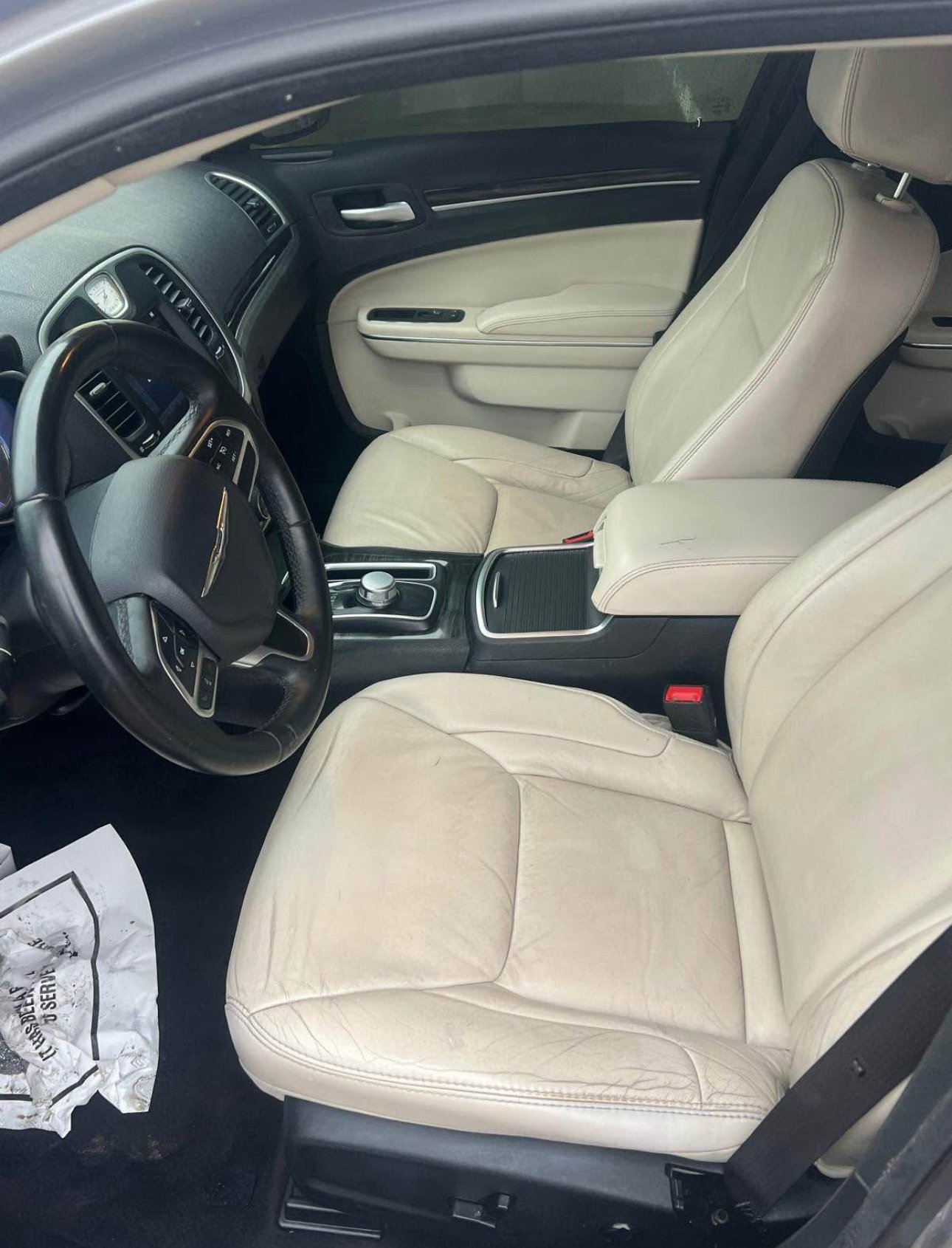 2017 Chrysler 300 . 300 Limited Sedan 4D