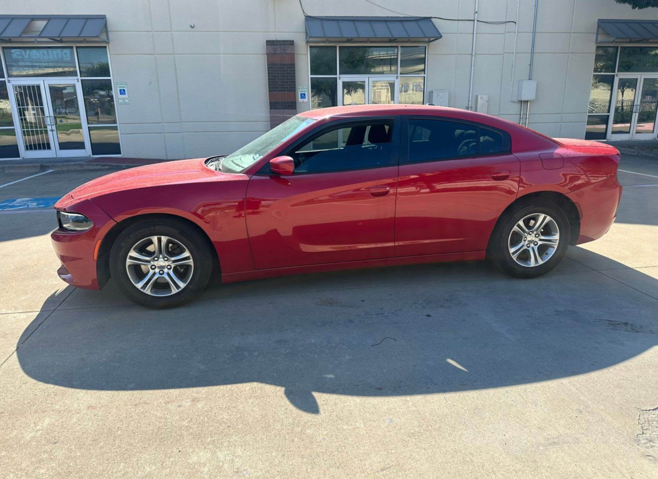 2015 Dodge Charger . SE Sedan 4D