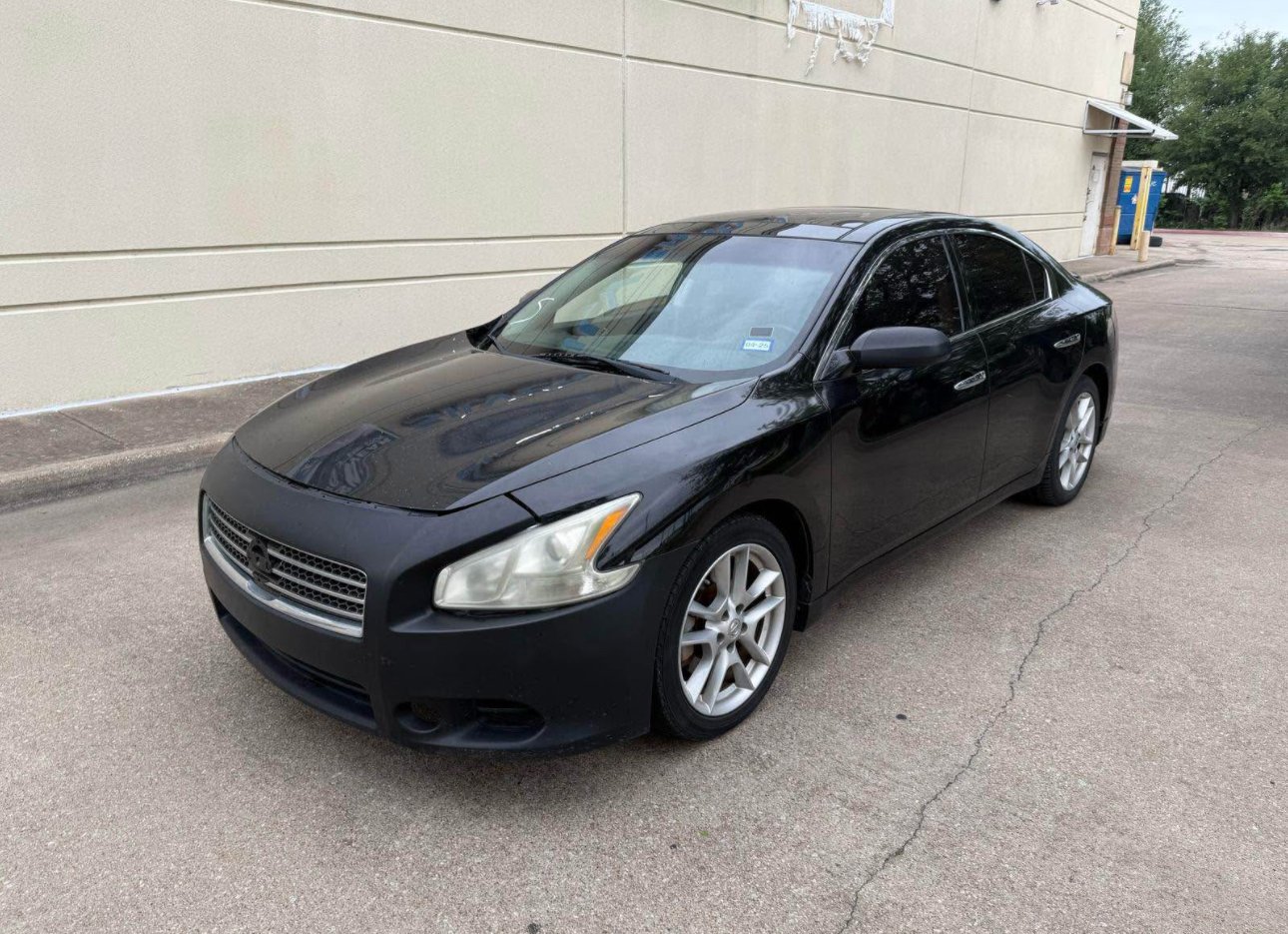 2011 Nissan Maxima . SE Sedan 4D