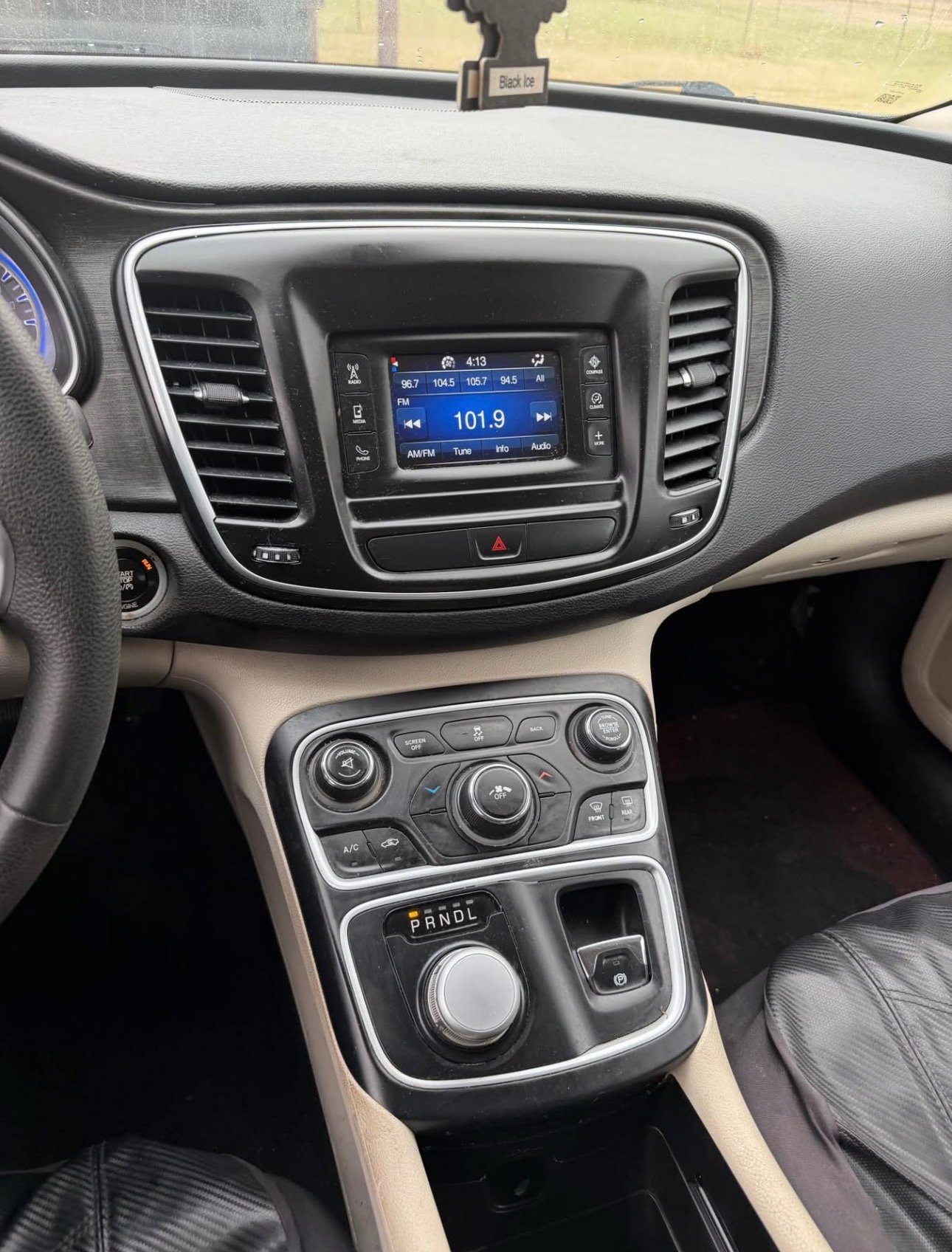 2016 Chrysler 200